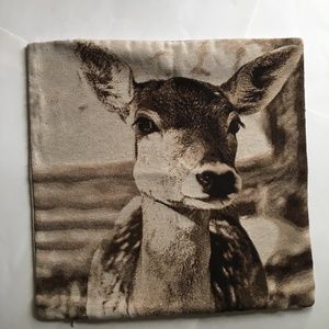 Tapestry brown dear pillowcase. Size 16x16